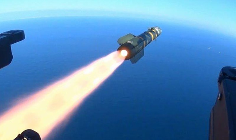 First firing for JAGM from Apache