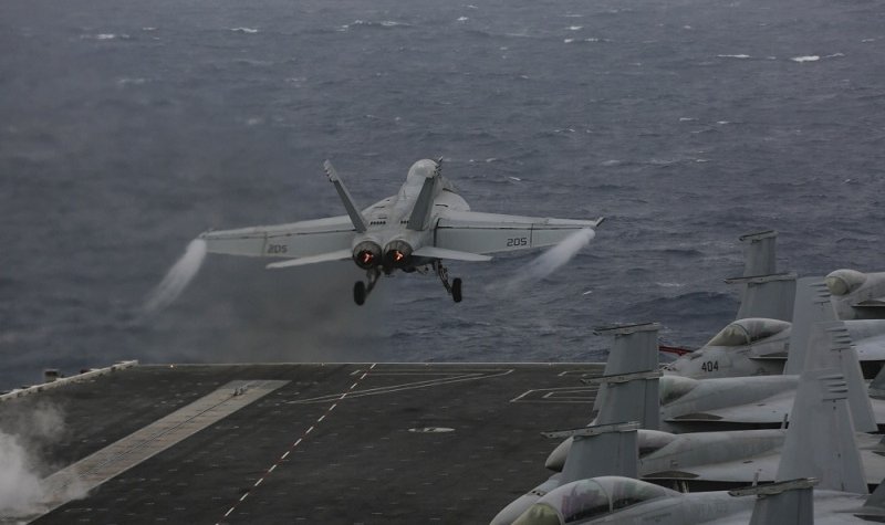 US aircraft carrier passes Suez Canal on Gulf deployment