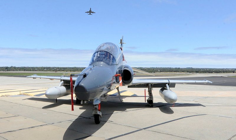 Australia extends Hawk 127 contract for BAE Systems