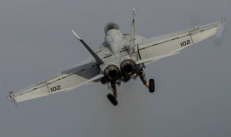 Advanced Electronic Warfare prototype for Super Hornet passes design review