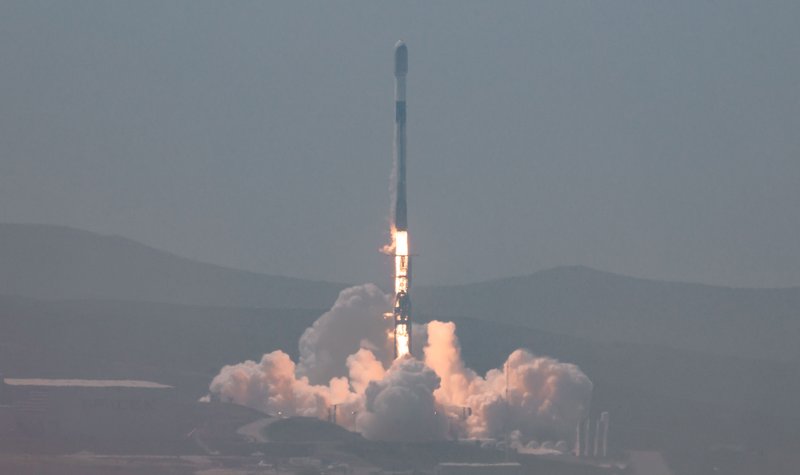 US Space Force to launch “hundreds of satellites” to better protect its assets from Russia and China