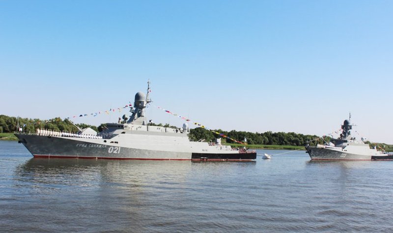 Russia keeps calm and carries on