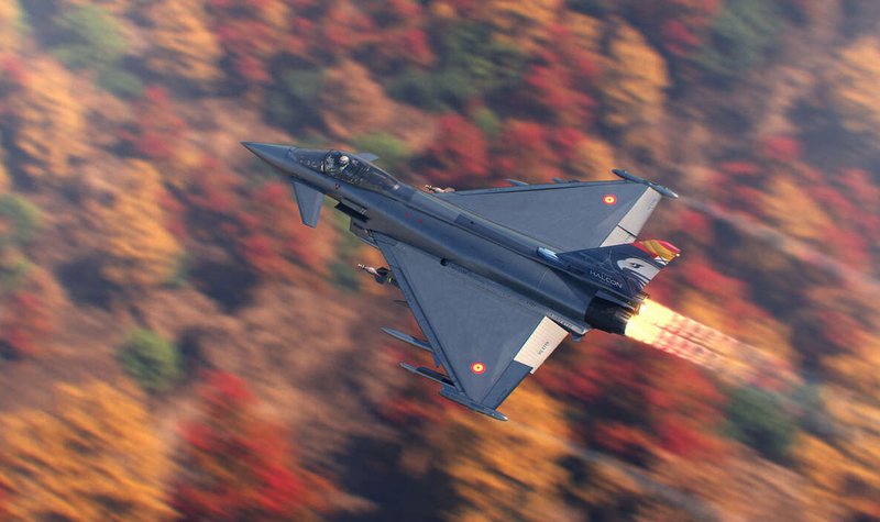 Spain makes order for 25 Eurofighter Typhoons