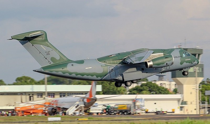 Dutch and Austrian governments collaborate on Embraer C-390 acquisition at Farnborough