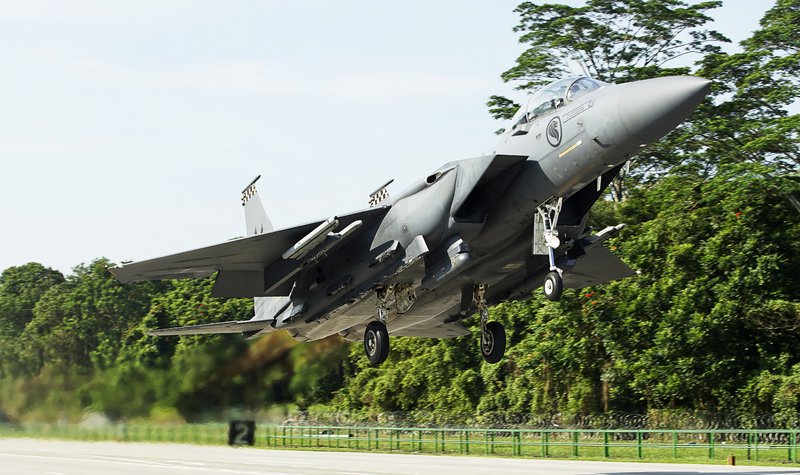 Singapore Airshow 2022: Boeing and Singapore pledge to share F-15SG data