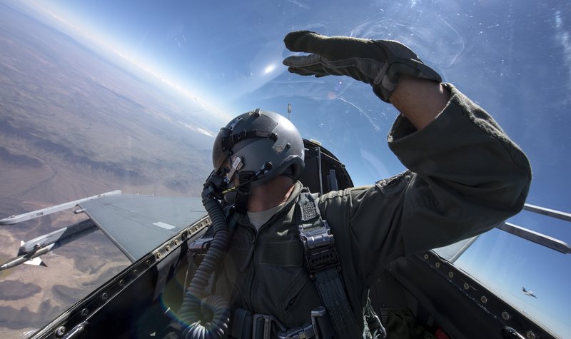 US Air Force fires warning as China attempts to recruit US airmen