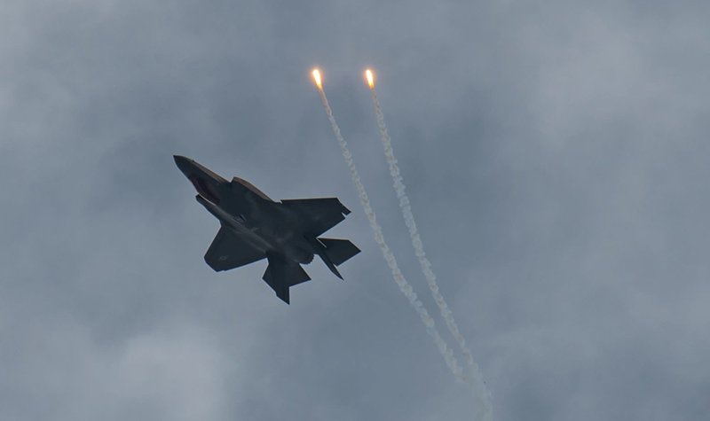 US orders biological warfare detection kits and decoy flares from Chemring