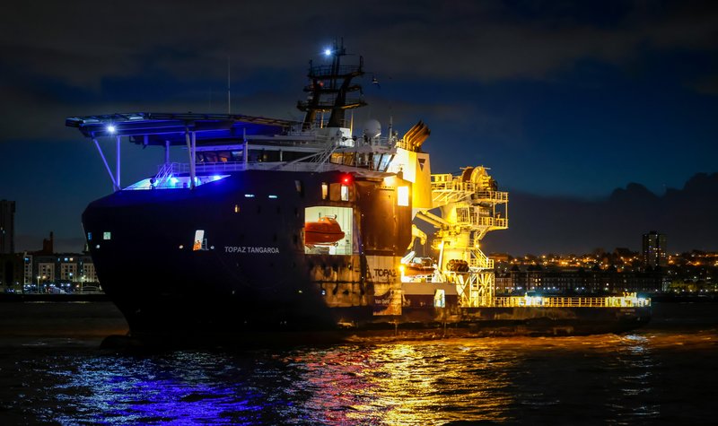 New UK surveillance ship arrives at Cammell Laird for conversion