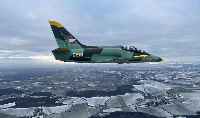 Vietnam receives first batch of L-39NG jets and awaits US trainers