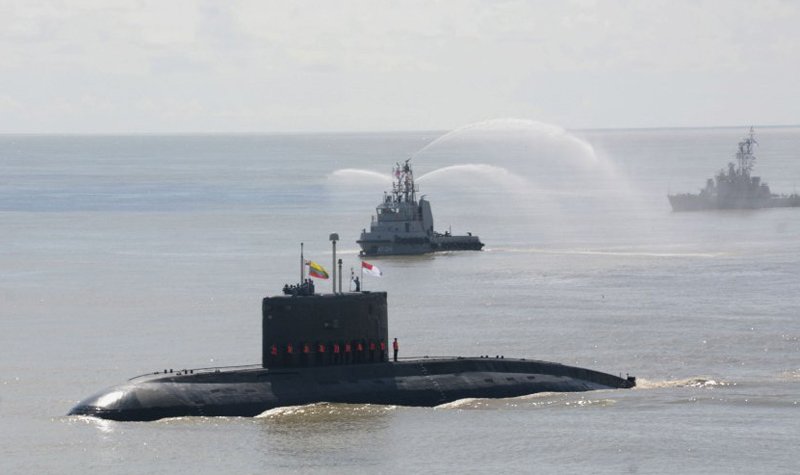 Myanmar puts solitary submarine through its paces