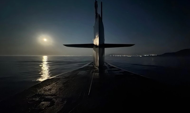 Military aircraft