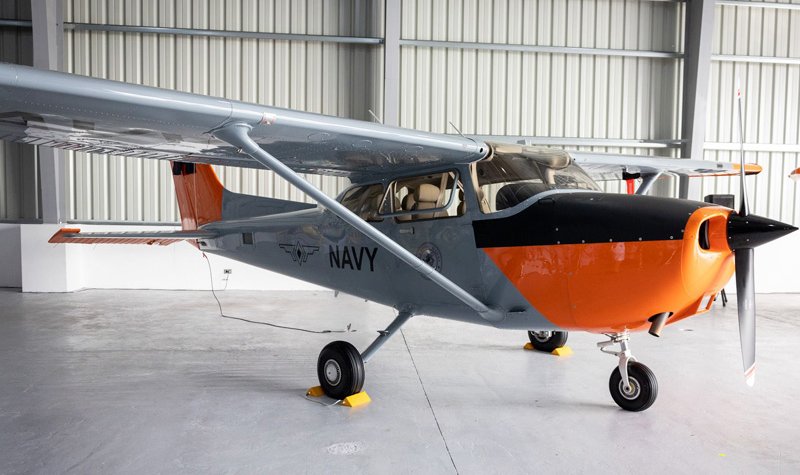 Philippine Navy receives Cessna trainers