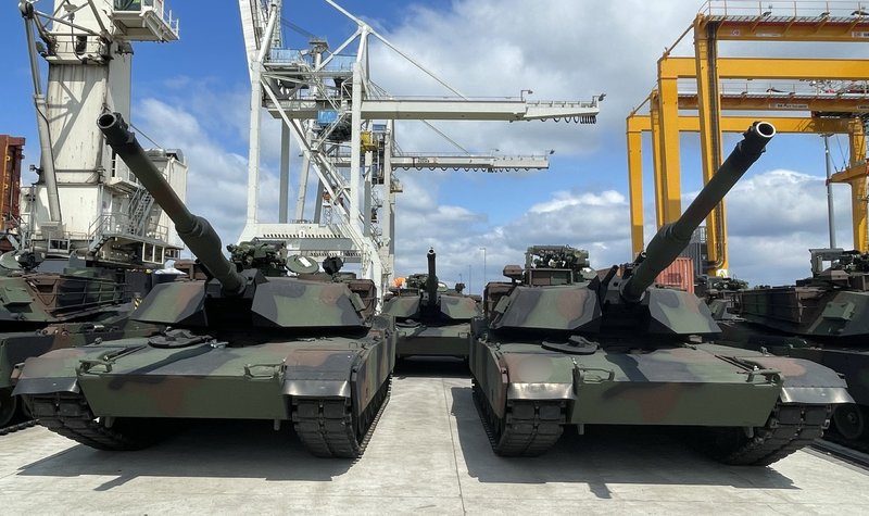 Poland takes delivery of first Abrams tanks