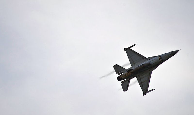 Lockheed wins $8.7 million contract for Singapore F-16 upgrades