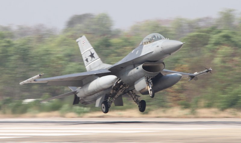 Offsets could be the clincher in Thai fighter competition