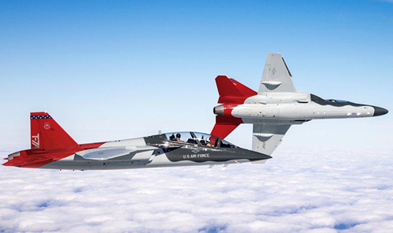 Red Hawk to include lightweight multiband transceiver