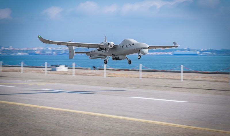 Military aircraft