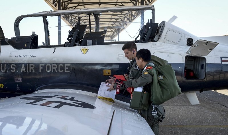 T-6Cs are Vietnam-bound