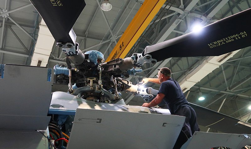 Dubai Airshow 2023: Paramount completes first test phase for new composite rotor blades