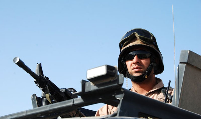 ​IDEX 2017: Raven claws on display