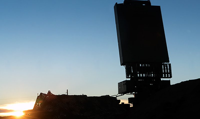 Russian EMD troops exercise with Sopka-2 radar