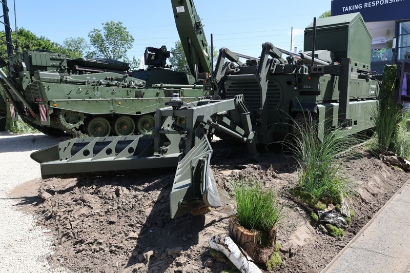 Eurosatory 2026, Pearson Engineering, drones, mines, Threat-Sense, Ukraine